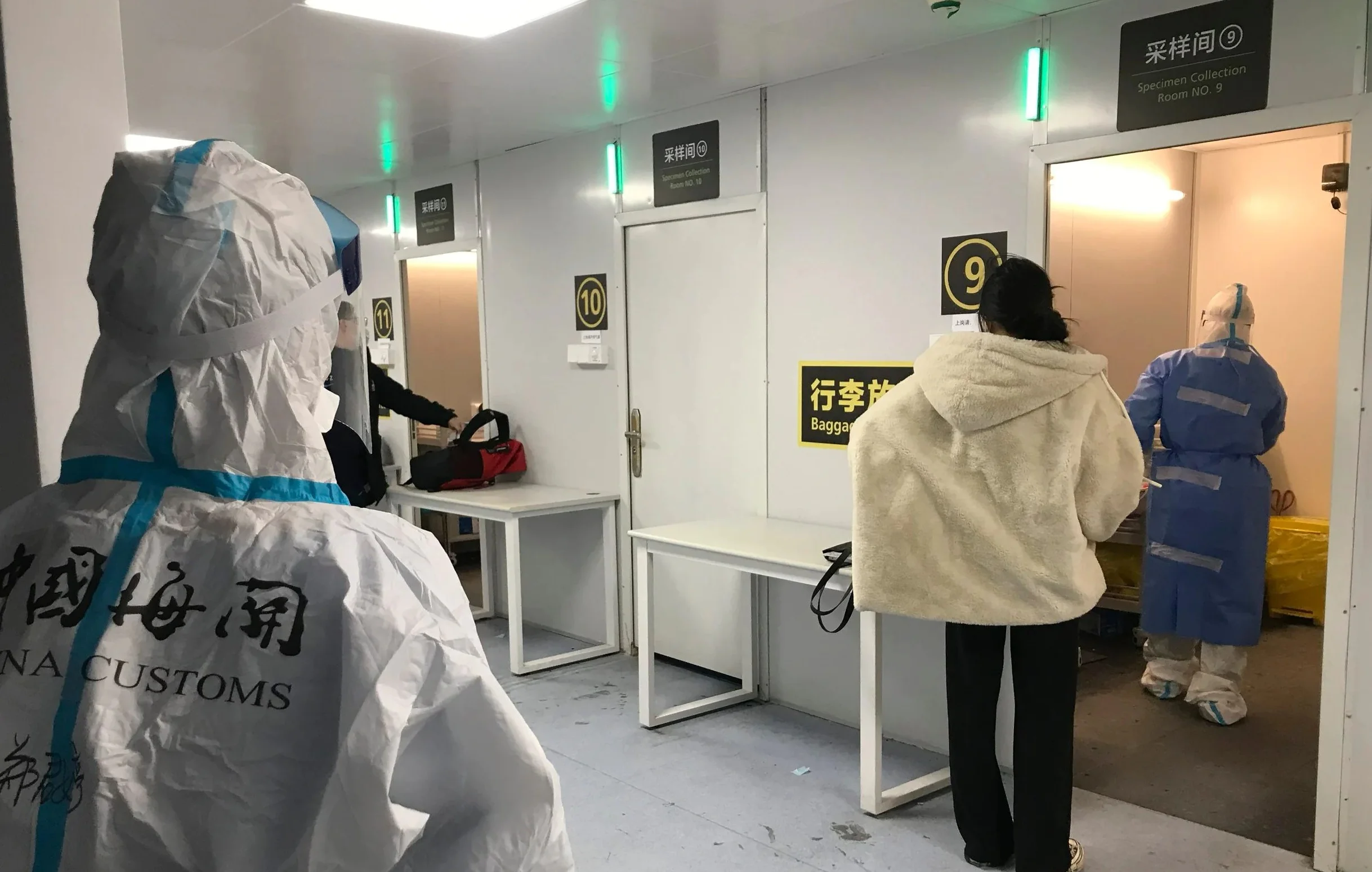 বাধ্যতামূলক কোয়ারেন্টাইন তুলে নিচ্ছে চিন