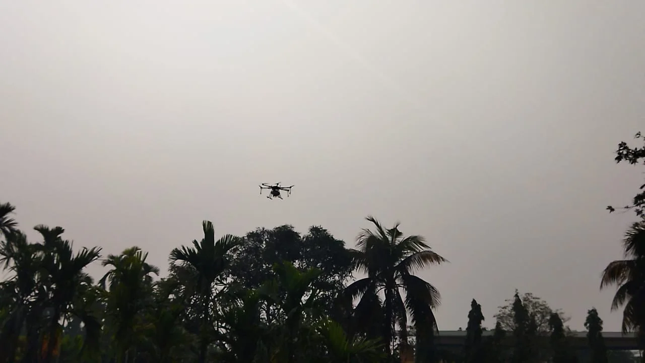 চাষের কাজ উন্নত করতে পরীক্ষা মূলক ড্রোনের সূচনা কৃষি বিজ্ঞান কেন্দ্রের