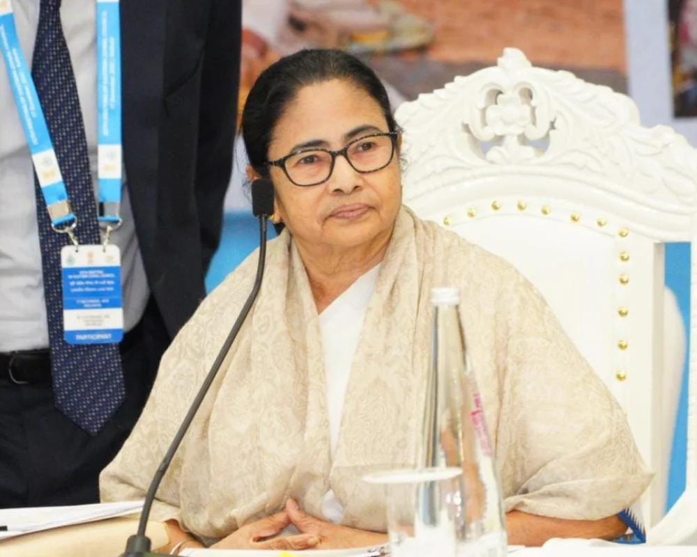 গাড়ি বিক্রির হারে এগিয়ে মমতার বাংলা