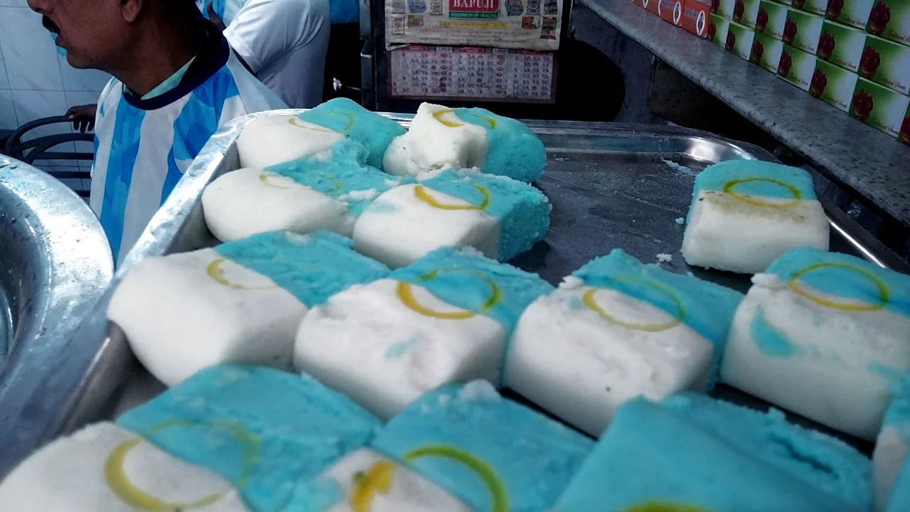 ১২ কেজি ক্ষীরের ফিফা বিশ্বকাপ, আট কেজির আল রিহালা, আর্জেন্টিনা জ্বরে কাবু হাওড়া