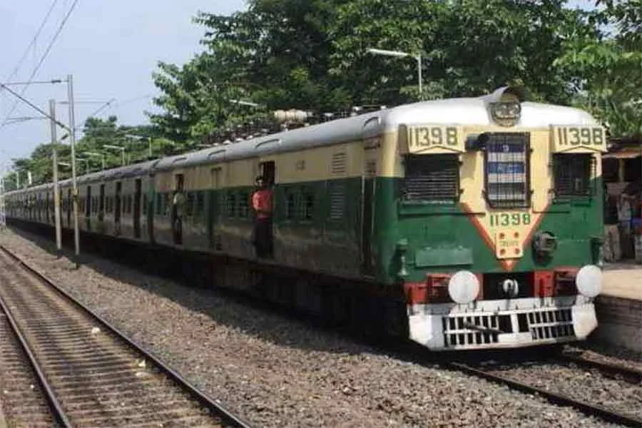 চলবে রেলের কাজ, দক্ষিণ রেলে বাতিল একাধিক ট্রেন