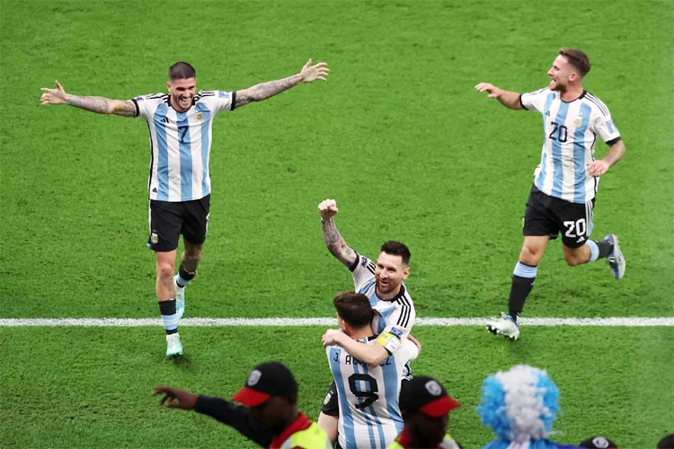 ফের মেসি ম্যাজিক, অস্ট্রেলিয়া কে হারিয়ে কোয়ার্টার ফাইনালে আর্জেন্টিনা