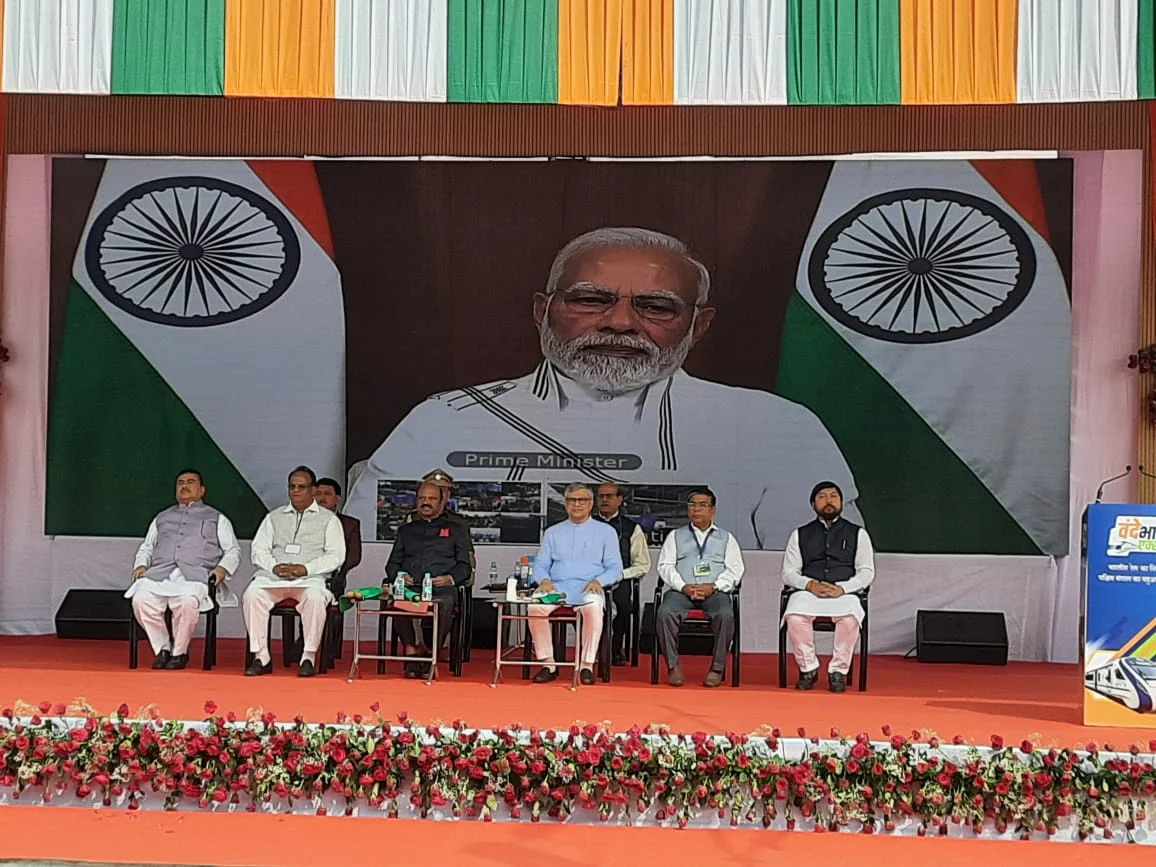 বাংলার প্রথম বন্দে ভারতের যাত্রা শুরু, ভার্চুয়ালি উদ্বোধন প্রধানমন্ত্রীর