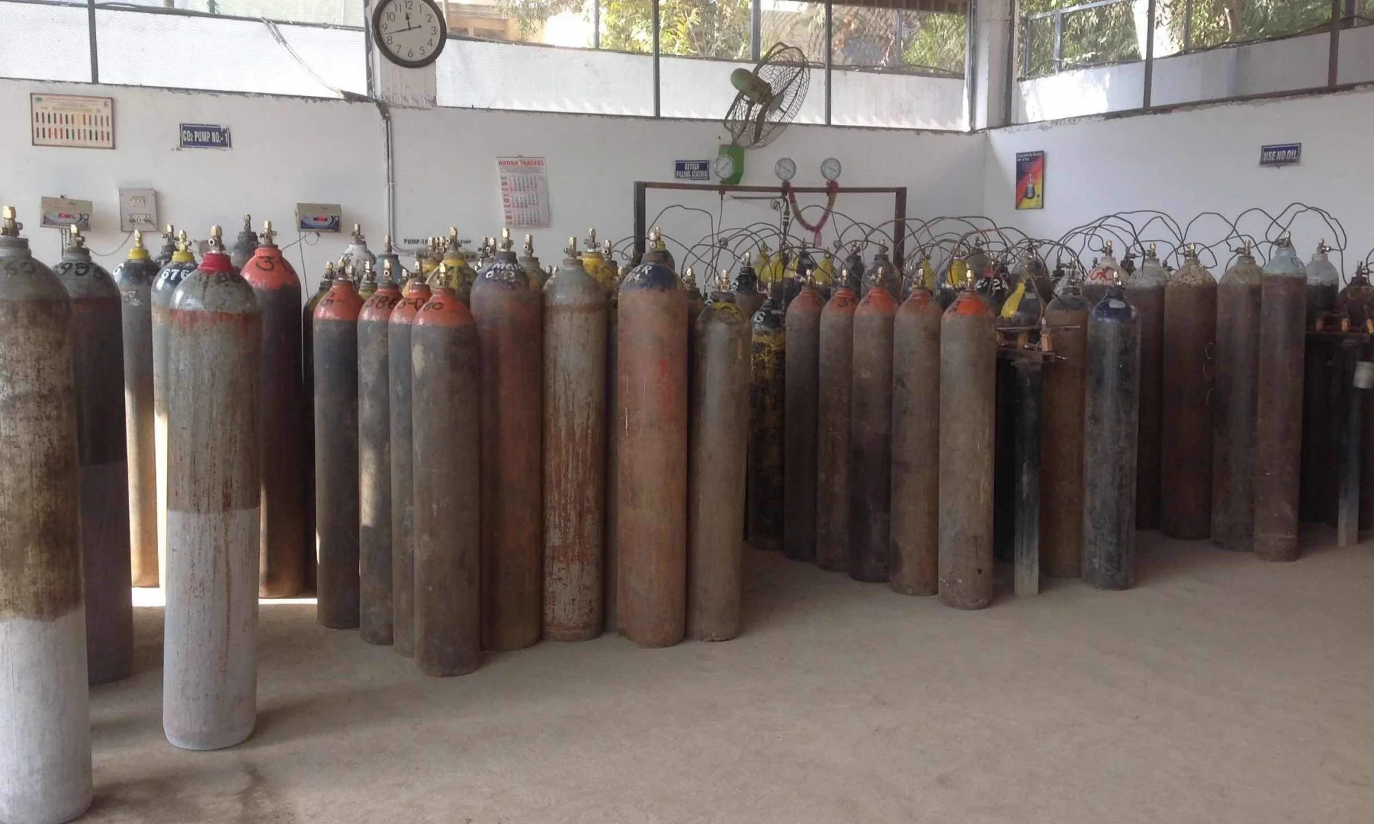 অক্সিজেন সরবরাহ সঠিক রাখতে জেলাগুলিকে নির্দেশ নবান্নের