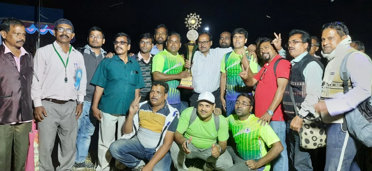 কৃষ্ণচন্দ্রপুরে আন্ত:বিদ্যালয় প্লাটিনাম জুবিলী ভলিবল প্রতিযোগিতা