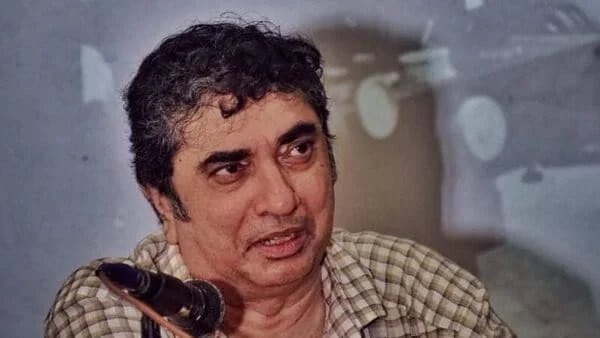 ফুসফুসে সংক্রমণ নিয়ে হাসপাতালে ভর্তি  পরিচালক অনীক দত্ত, টলিপাড়া জুড়ে উদ্বেগের ছায়া