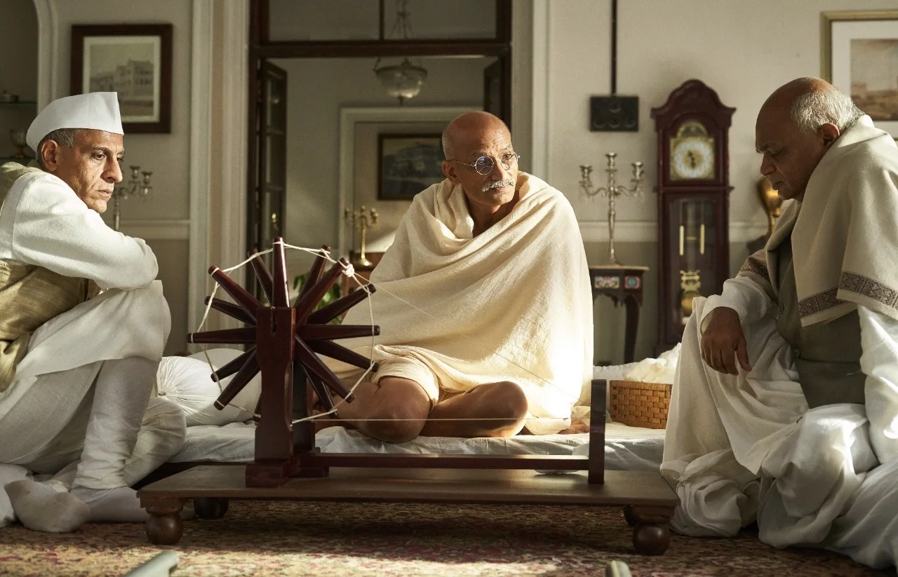 প্রজাতন্ত্র দিবসে মুক্তি পেতে চলেছে রাজকুমার সন্তোষীর,  'গান্ধি গডসে এক যুদ্ধ'  