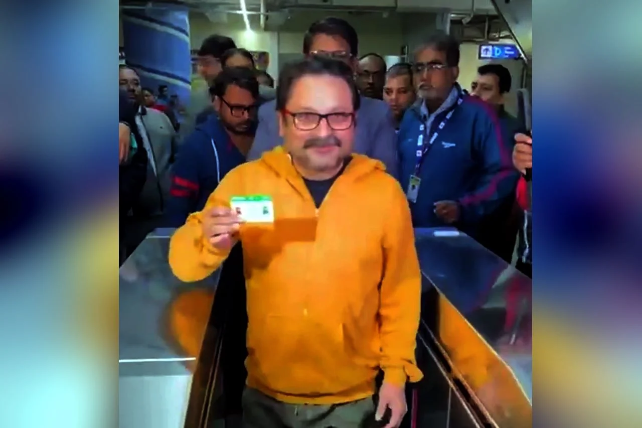 একযুগ প্রতীক্ষার অবসান, যাত্রা শুরু করল জোকা-তারাতলা মেট্রো