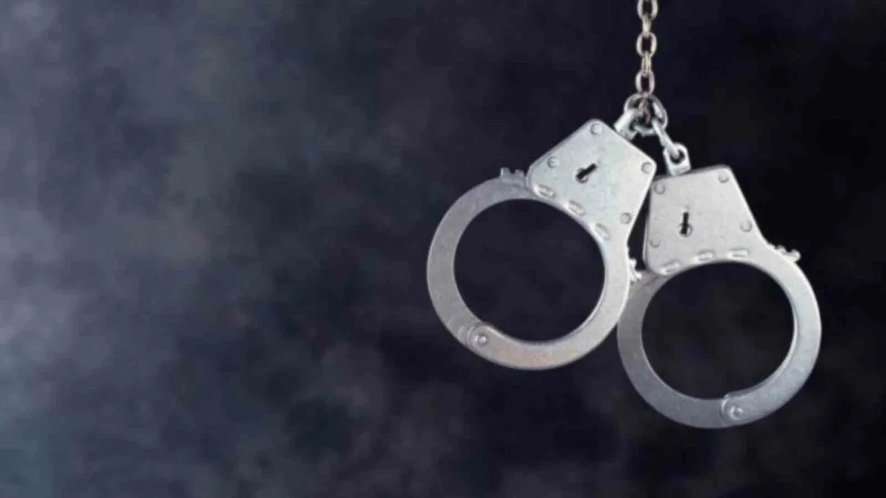 নয়ডা:  ১৮ বছর ধরে পালিয়ে থাকা খুনি গ্রেফতার পাটনা থেকে