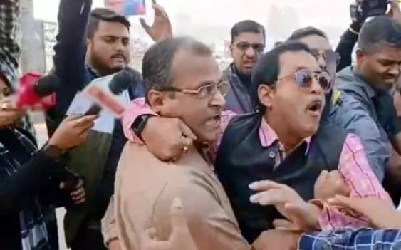 বাবুঘাটে বিজেপির গঙ্গা আরতির কর্মসূচি ঘিরে ধুন্ধুমার, গ্রেফতার সজল ঘোষ