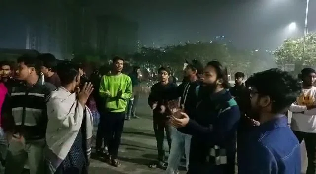 নিউটাউনে নববর্ষে হিট এন্ড  রান, গাড়ির ধাক্কায় ছিটকে পড়ে নিহত আলিয়া বিশ্ববিদ্যালয়ের ছাত্র সাকিল
