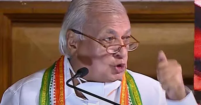 'হিন্দু কোনও ধর্মীয় শব্দ নয়' মন্তব্য কেরলের রাজ্যপাল  আরিফ মহম্মদ খানের