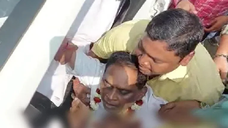 ওড়িশায় পুলিশের গুলিতে স্বাস্থ্যমন্ত্রীর মৃত্যু