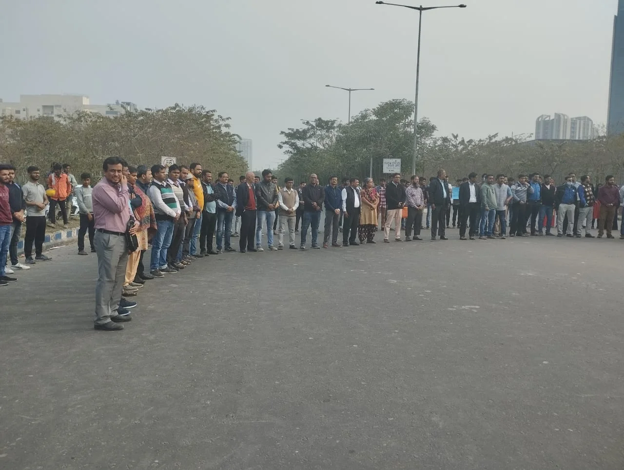 আলিয়ার ছাত্রের মৃত্যু ঘিরে উত্তেজনা, ঘাতক গাড়ির চালকের গ্রেফতারের দাবিতে ফের পথে পড়ুয়ারা