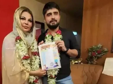 আদিলের সঙ্গে নিকাহ সেরে ইসলাম ধর্ম নিয়েছেন রাখি, এই বিয়ে মিথ্যা নয়, দাবি আইনজীবীর