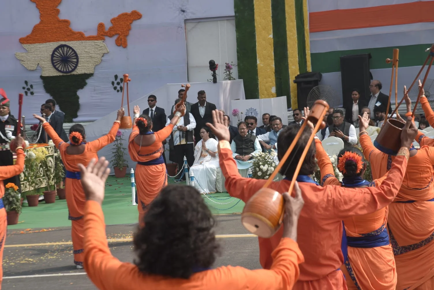 ৭৪ তম প্রজাতন্ত্র দিবস পালনে সুসজ্জিত রেড রোড, কড়া নিরাপত্তার মোড়কে কলকাতা