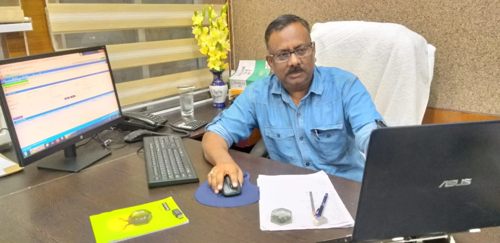 আয়কর কমিশনার হলেন সামসের আলম