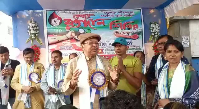 মাধ্যমিকের কারণে মাইক ছাড়াই খালি গলায় ভাষণ দিলেন মন্ত্রী অরূপ রায়