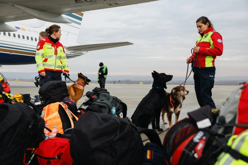 ভূমিকম্প বিধ্বস্ত সিরিয়ায় সাহায্যের হাত বাড়িয়ে দিয়েছে যে সকল দেশ!    