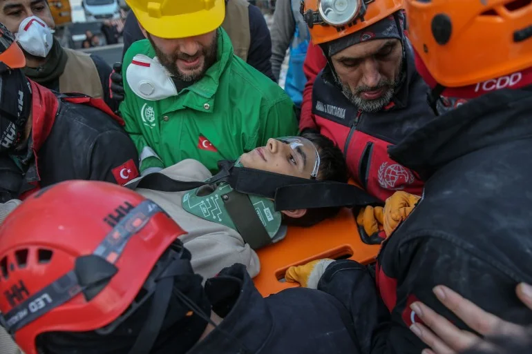 তুরস্ক -সিরিয়ায় মৃতের সংখ্যা ছাড়াল ৪১ হাজার, ১০ দিন পরে জীবিত উদ্ধার ৯ জন