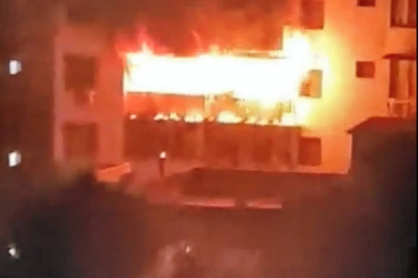 ধানবাদের বহুতলে অগ্নিকান্ডের ঘটনায় মৃত তিন শিশু সহ মোট ১৪ জন, ট্যুইট করে শোকপ্রকাশ মোদির