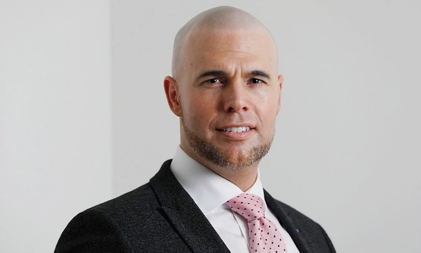 উগ্র-ডানপন্থী ডাচ এমপি ক্ল্যাভারেনের ইসলাম গ্রহণ