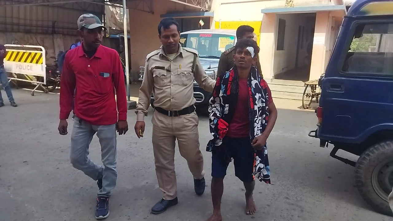 গৃহস্থের বাড়িতে চুরির ঘটনায় গ্রেফতার এক, পেশ করা হল বারুইপুর মহকুমা আদালতে