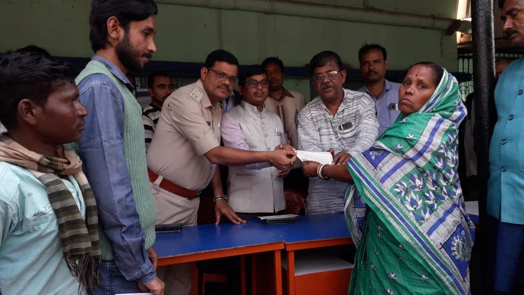 উপভোক্তাদের পরিষেবা প্রদান মঙ্গলকোটে