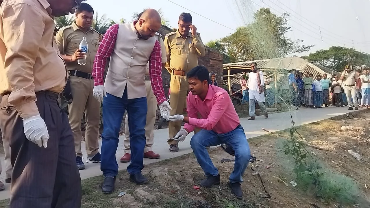 কি ভাবে ঘটল বিস্ফোরণ, জয়নগরে পাঁচ সদস্যের ফরেনসিক টিম