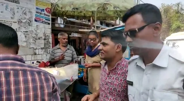 বিয়ের বাড়িতে  ডিজে বাজিয়ে উদ্দাম নাচ, প্রতিবাদ করায় প্রতিবাদী মহিলাকে বেধড়ক মার, গ্রেফতার ২  