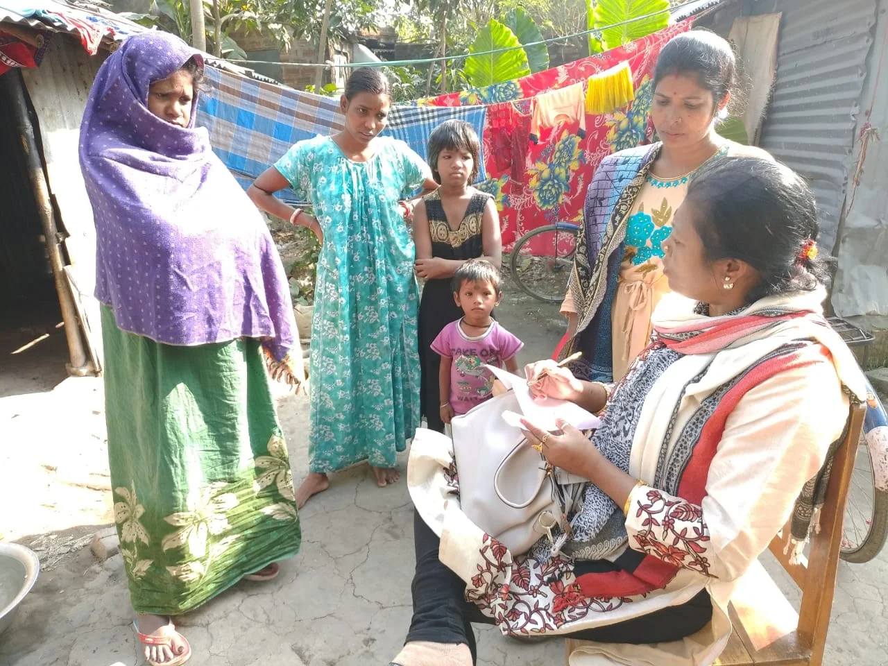 এ গল্প কোনও লাইমলাইটের নয়, এক সাহসীনির লড়াইয়ের কাহিনি