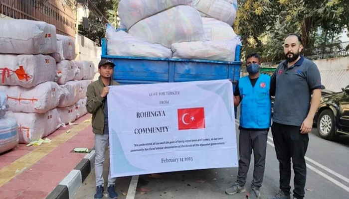 কম্বল-জ্যাকেট পাঠাল রোহিঙ্গারা