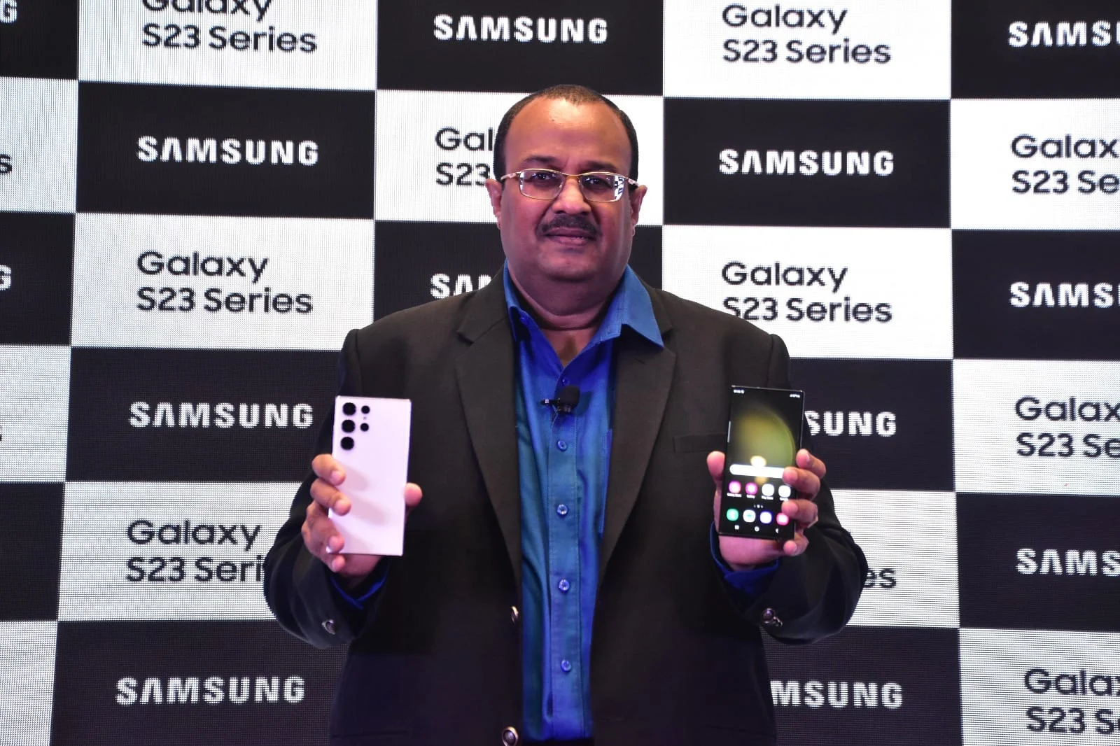 ২৪ ঘন্টায় ১ লক্ষ ৪০ হাজার প্রি বুকিং নতুন স্যামসং এস২৩