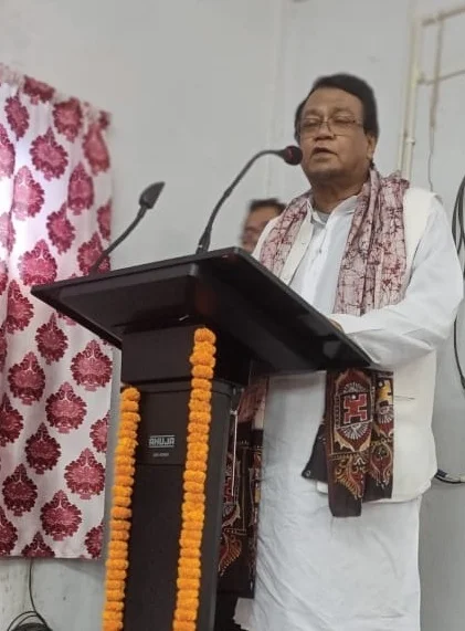 সীমান্তে ইইউ-এর মতো দরজা খুলে দিতে হবে  বিকাশ হবে সংস্কৃতি, বাণিজ্য ও অর্থনীতির: ইমরান