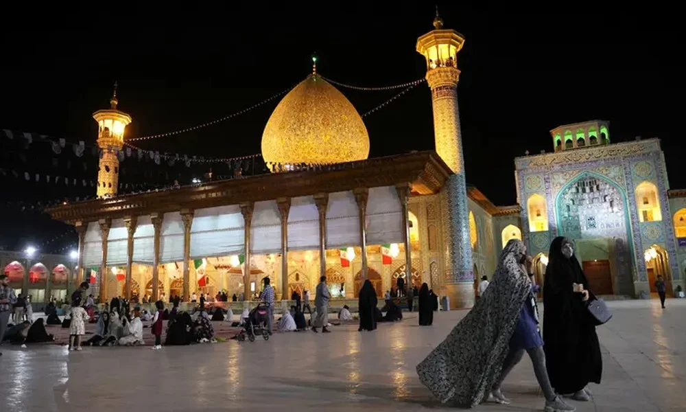 ইরানে শিয়া মাজারে হামলা : দুজনকে মৃত্যুদণ্ড দিয়েছেন আদালত