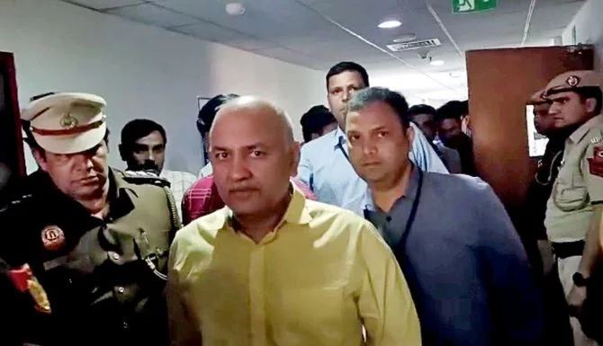 জামিনের আবেদন খারিজ, আরও ২ দিনের সিবিআই হেফাজত দিল্লির প্রাক্তন উপমুখ্যমন্ত্রী সিসোদিয়ার