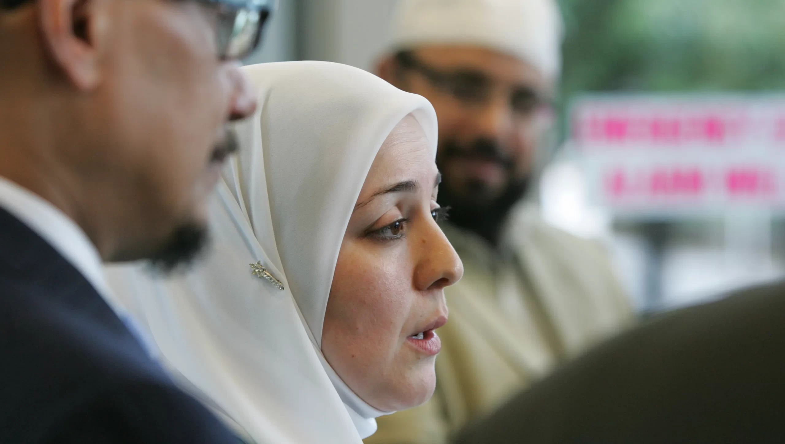 নিউ জার্সির প্রথম হিজাব পরিহিতা বিচারক নাদিয়া