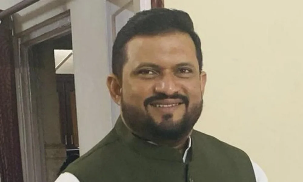 আইনি নির্দেশ সত্ত্বেও লোকসভায় পদ পুনর্বহালের নোটিশ মেলেনি বহিষ্কৃত সাংসদ ফয়জলের