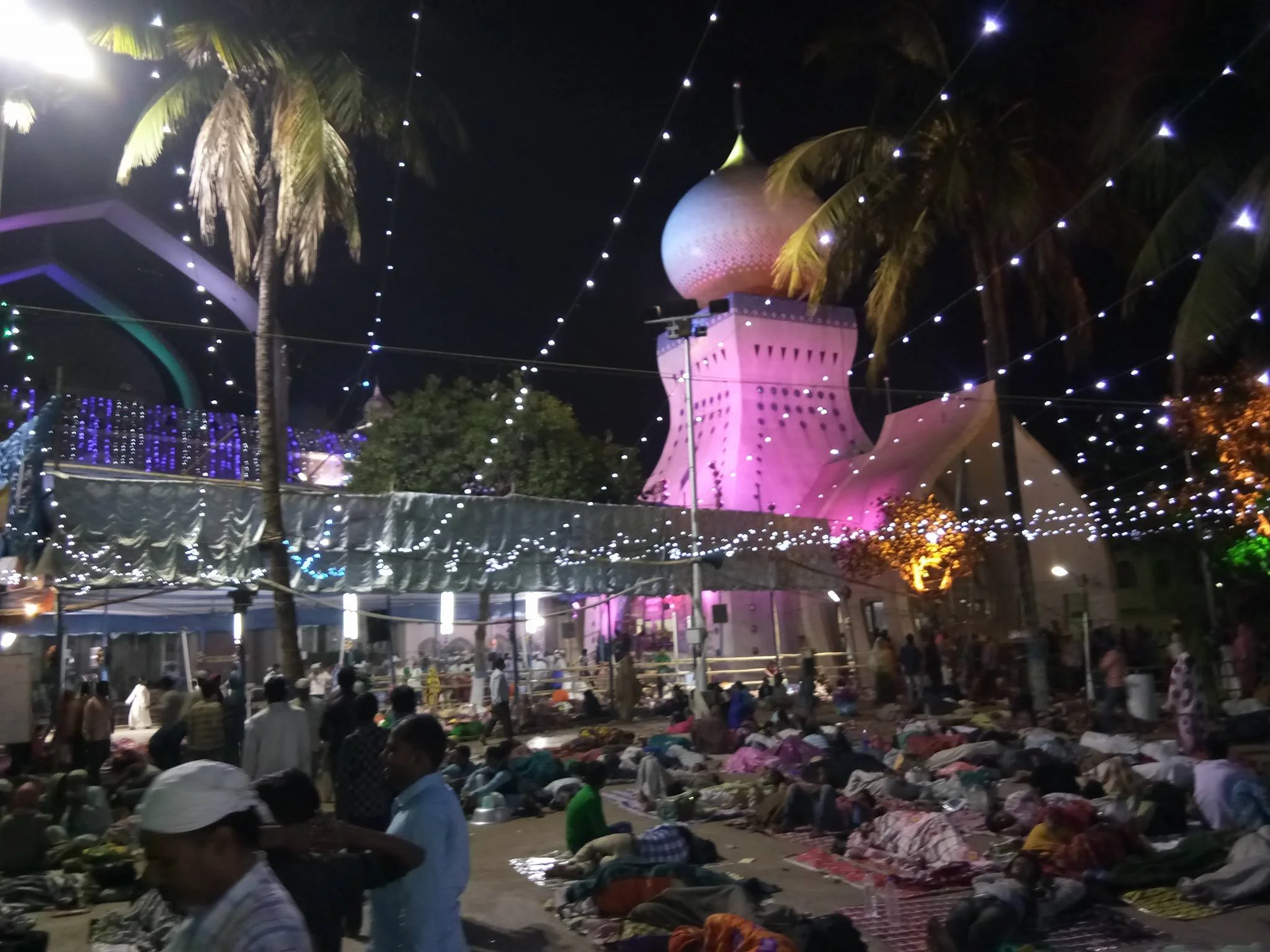 পাথরচাপুড়িতে হযরত দাতা মেহবুব শাহ (রহ.)-এর উরস উপলক্ষে শুক্রবার শুরু হচ্ছে উরস উৎসব ও মেলা