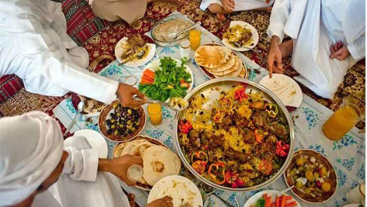 ইন্দোনেশিয়ায় সরকারি কর্মচারীদের ইফতার মজলিশে নিষেধাজ্ঞা নিয়ে বিতর্ক