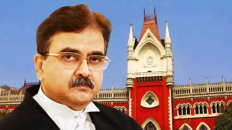 বিচারপতি অভিজিৎ গঙ্গোপাধ্যায়ের সিঙ্গেল বেঞ্চে নিয়োগ দুর্নীতি মামলায় তদন্তে অব্যাহতি চান সিট প্রধান