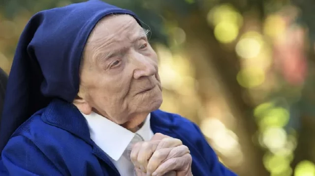 বিশ্বের সবচেয়ে বয়স্ক ব্যক্তির মৃত্যু