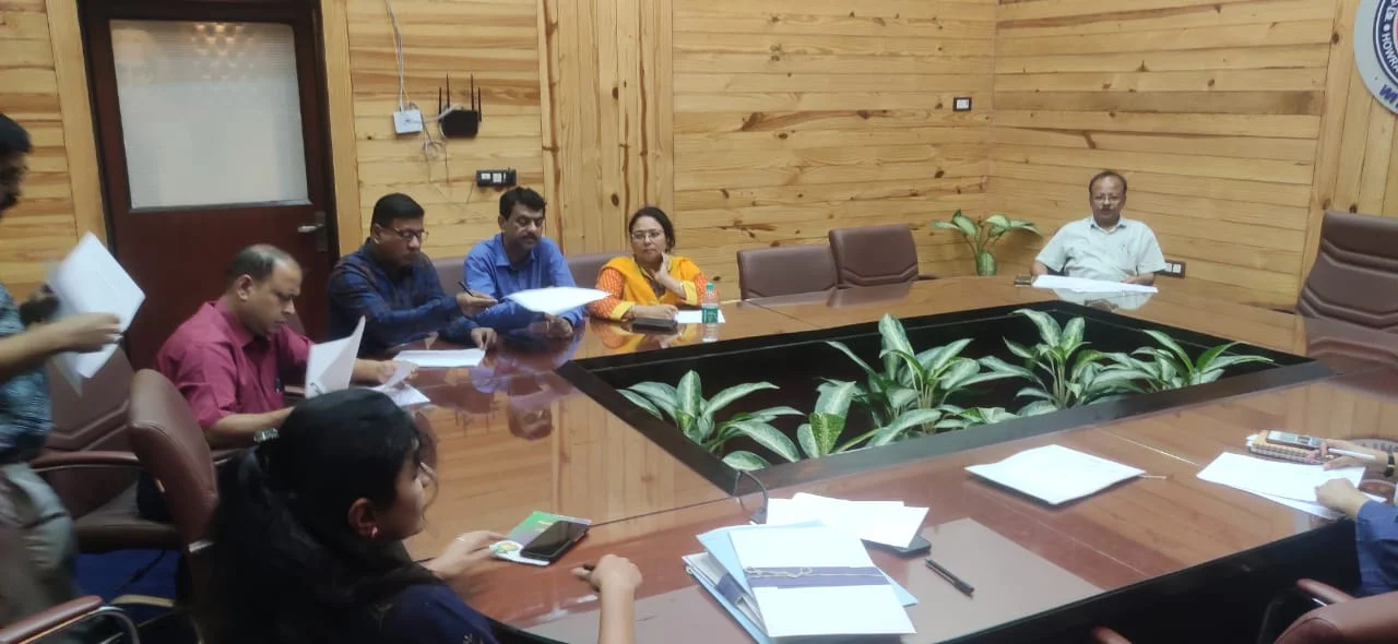 স্বনির্ভর গোষ্ঠীকে উৎসাহ জোগাতে সেলফ গ্রুপের বৈঠক হাওড়ায়