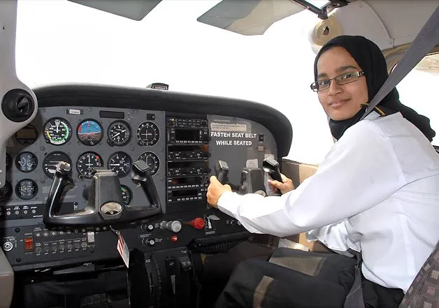 জেনে নিন দেশের বাণিজ্যিক উড়ানের প্রথম মহিলা পাইলট সৈয়দা  সালভা ফাতিমার আকাশ ছোঁয়ার কাহিনী
