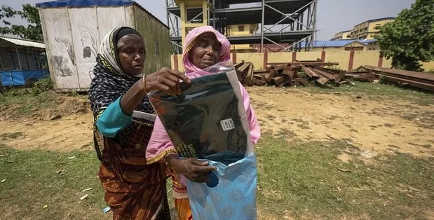 নিজেদের 'ভারতীয়' প্রমাণের দায়ে অসমে ২০ লক্ষ মানুষের নাগরিকত্ব প্রশ্নের মুখে!