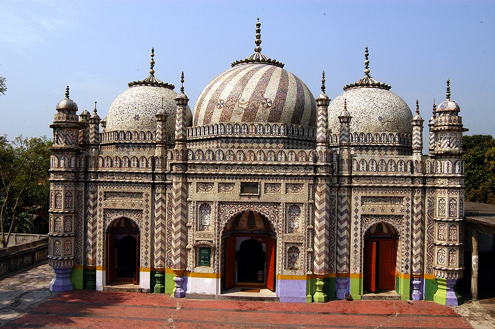 ক্ষুব্ধ হয়ে ঢুকলেন মসজিদে, বের হলেন ইসলাম গ্রহণ করে