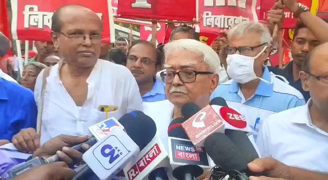বিমান বসুর নেতৃত্বে হাওড়ায় বালিখাল থেকে শান্তি সম্প্রীতির মহামিছিল ঘিরে উত্তেজনা