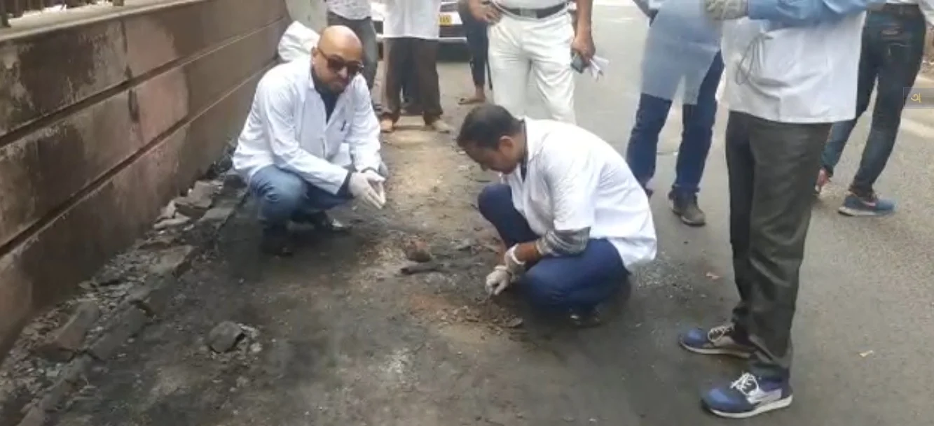 রামনবমীতে সংঘর্ষের ঘটনায় শিবপুরে ফরেনসিক দল, নমুনা সংগ্রহ করলেন প্রতিনিধিরা