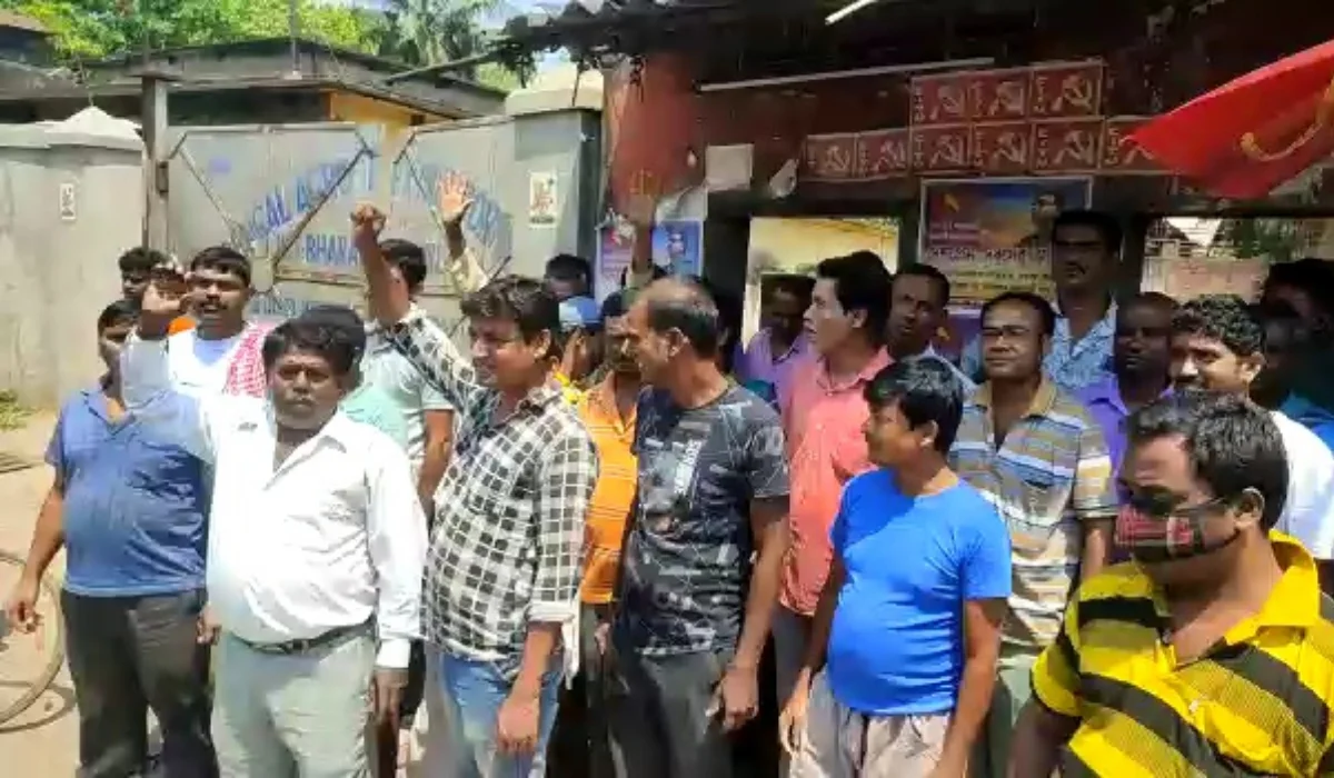 উৎপাদন নেই, শ্রমিকদের না জানিয়েই বন্ধ করে দেওয়া হল হাওড়ার দাসনগরের ভারত জুটমিল