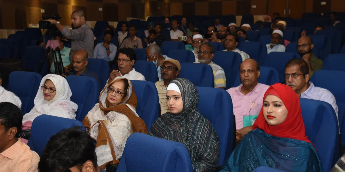 কথা-কবিতা ও সংগীতের মূর্ছনায় উৎসবের আমেজ ঈদ মিলনীতে